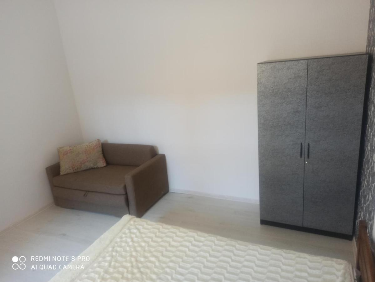 Apartament On Franka Street Lviv Exterior photo