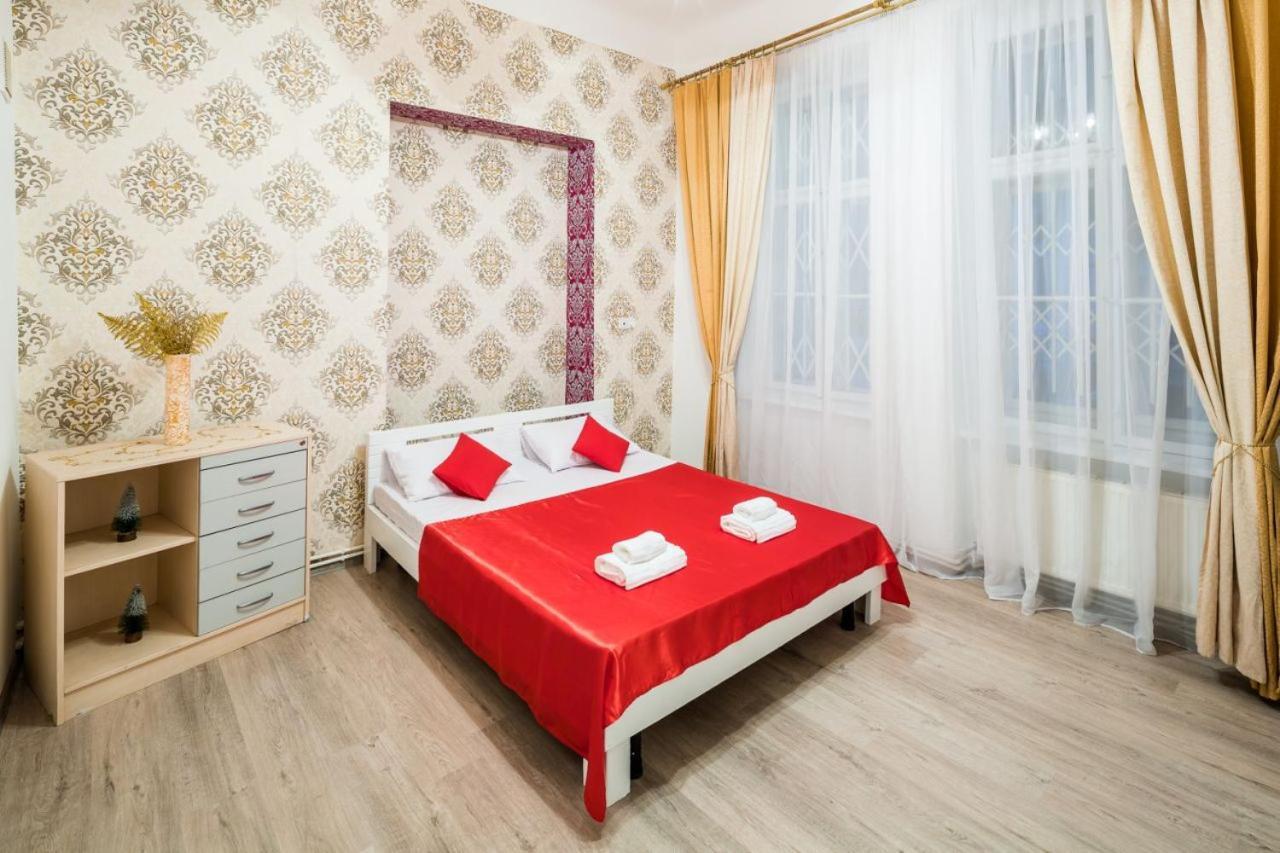 Apartament On Franka Street Lviv Exterior photo